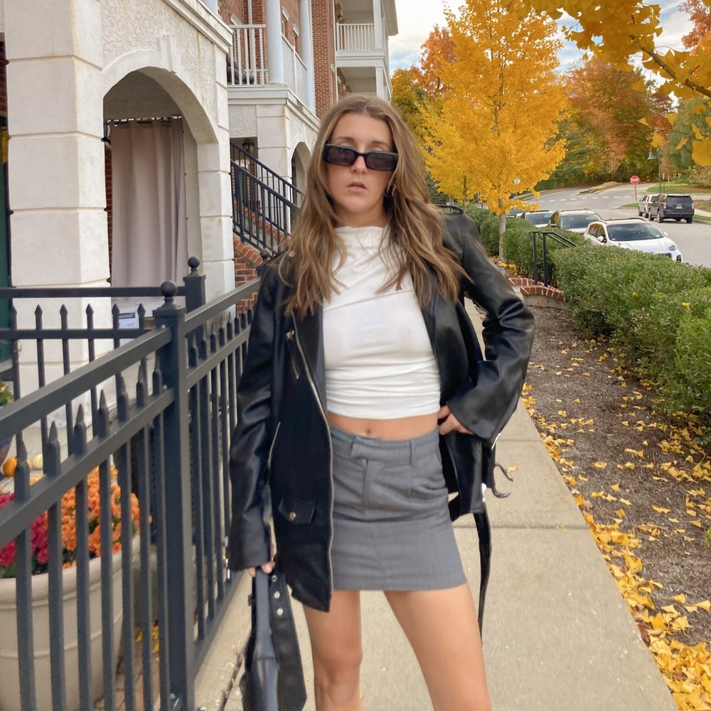 Gray mini skirt - WORN ONCE FOR PICTURE